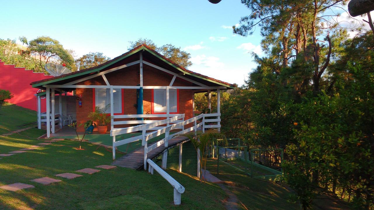 Hotel Pousada Recanto Das Girafas Cunha Exterior foto